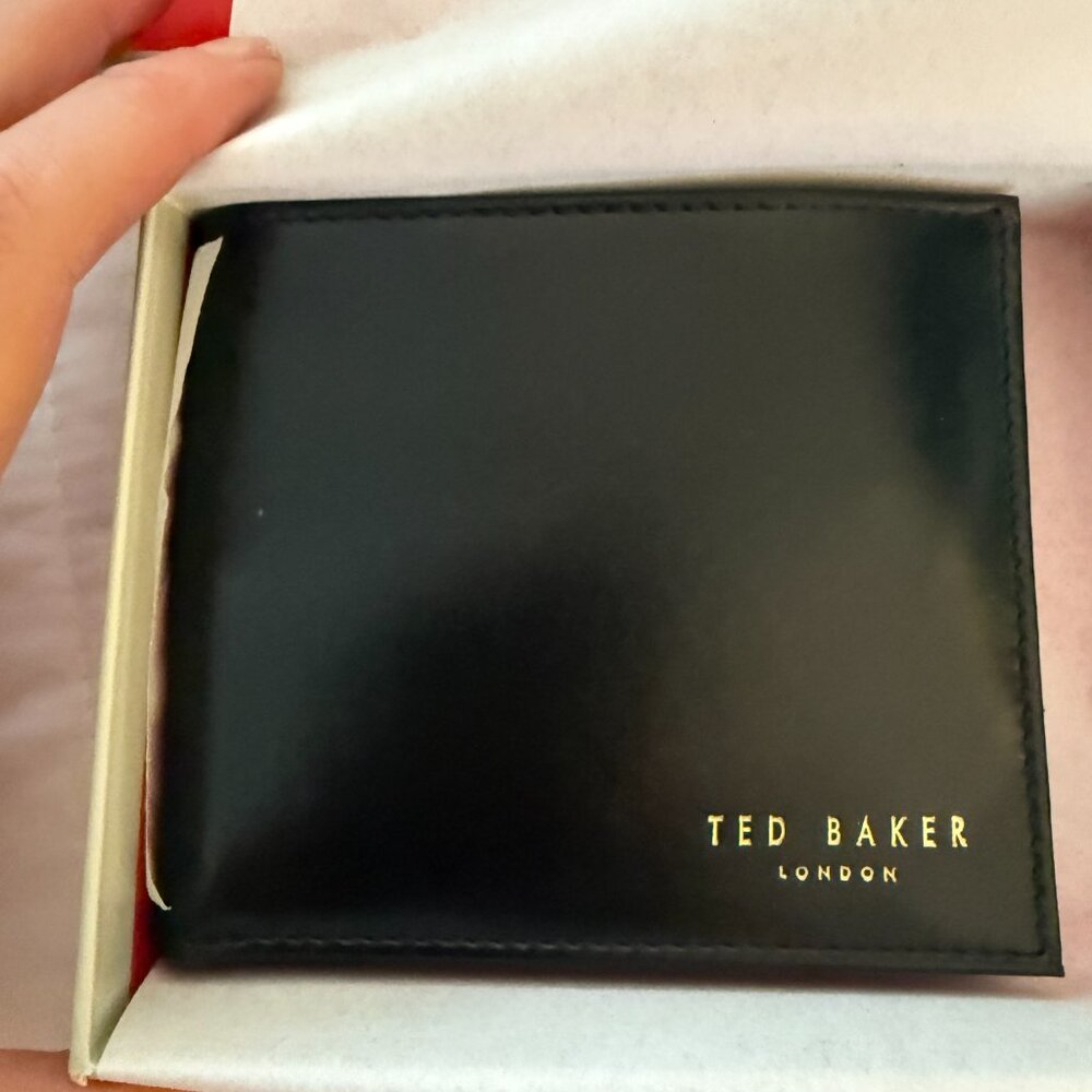 NWT Ted Baker London Leather Wallet